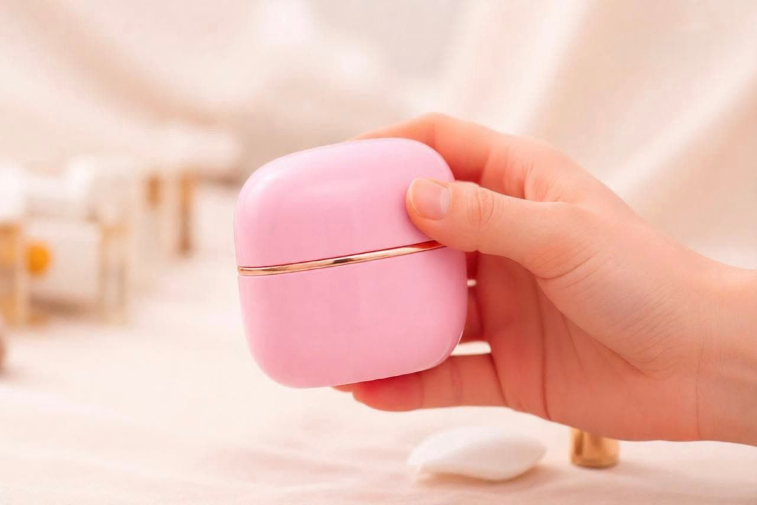 Mini Peigne Lissant Sans Fil – Retouches Rapides & Coiffure Parfaite